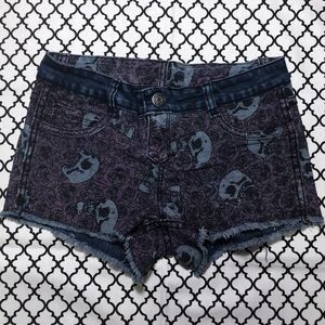 COPY - Hot Topic Reversible Denim Purple Skull Shorts <3